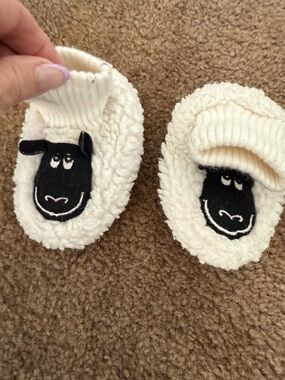 Glen Appin of Scotland Cream Sherpa Baby Slippers